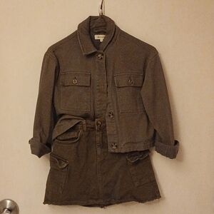 Very nice khaki green jacket and skirt set for 12-13 years old girls.